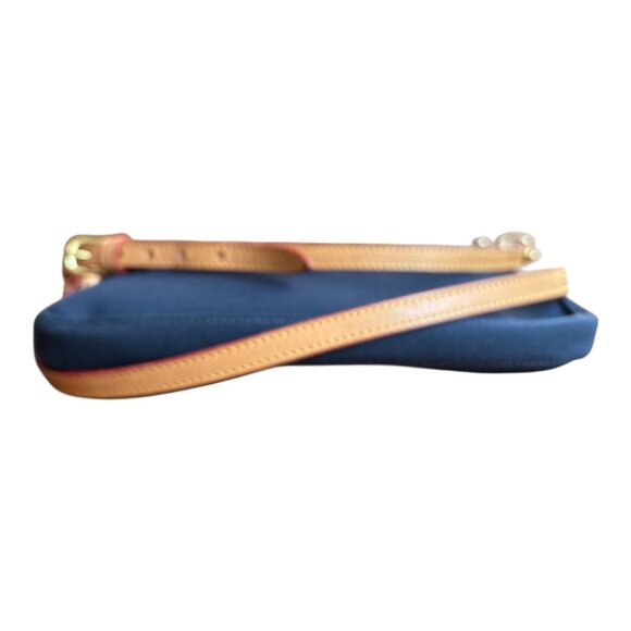 DOONEY & BOURKE NAVY BLUE FABRIC CROSSBODY PURSE FRONT FLAP INTERIOR POCKET - Picture 5 of 8